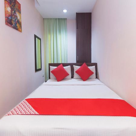 Oyo 109 V'La Park Hotel Куала-Лумпур Екстер'єр фото