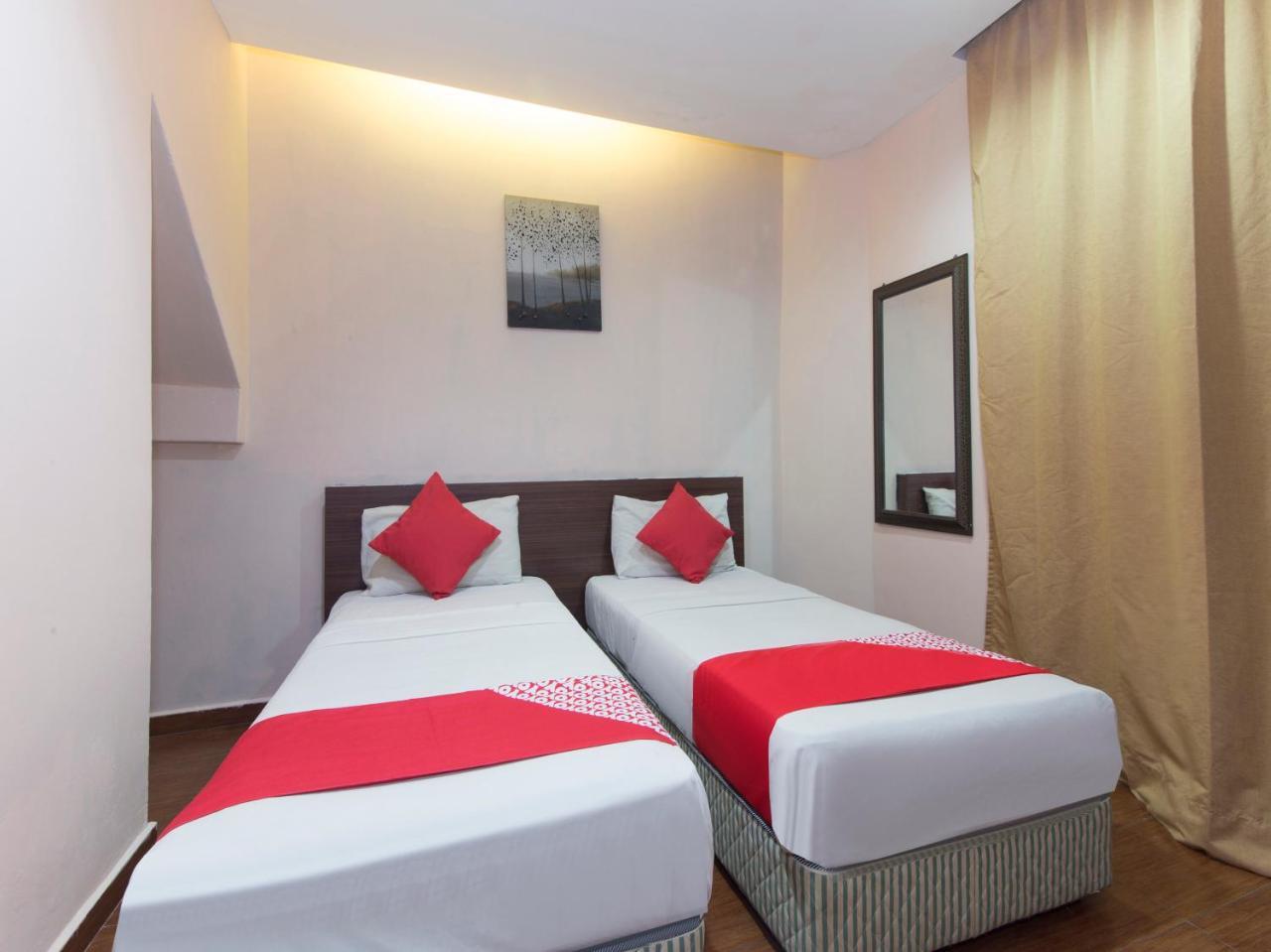 Oyo 109 V'La Park Hotel Куала-Лумпур Екстер'єр фото