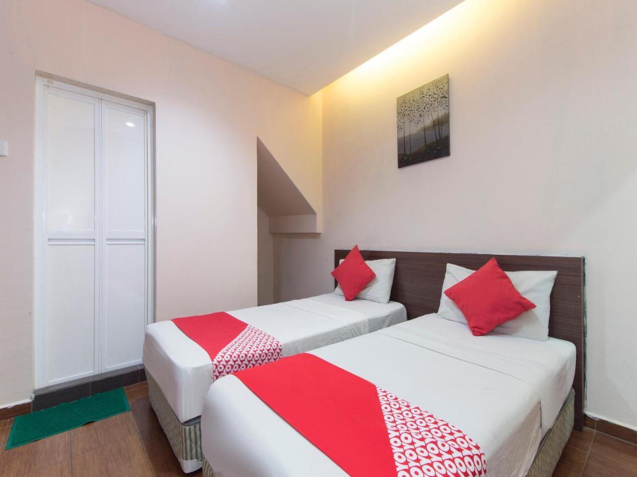 Oyo 109 V'La Park Hotel Куала-Лумпур Екстер'єр фото