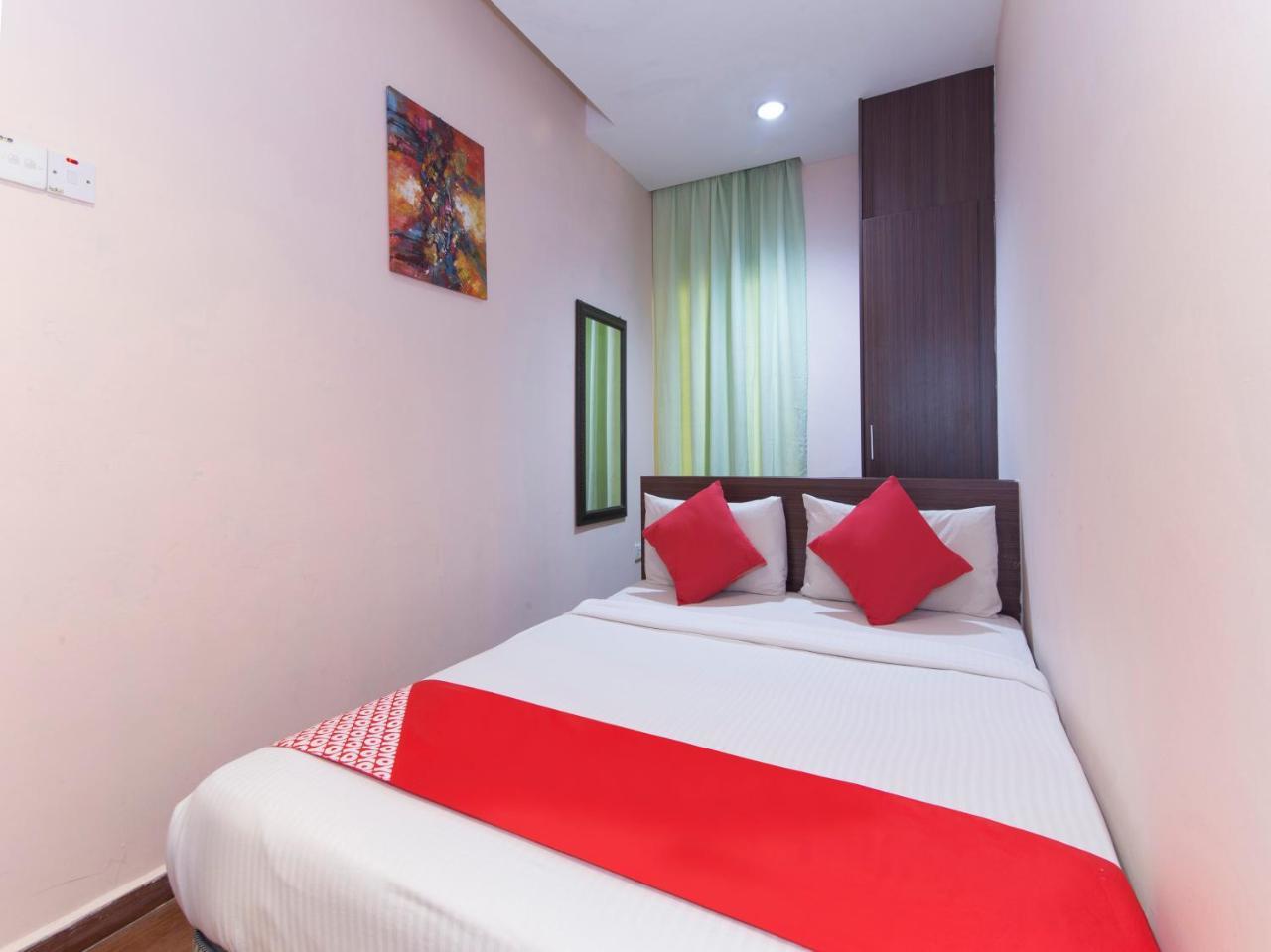 Oyo 109 V'La Park Hotel Куала-Лумпур Екстер'єр фото