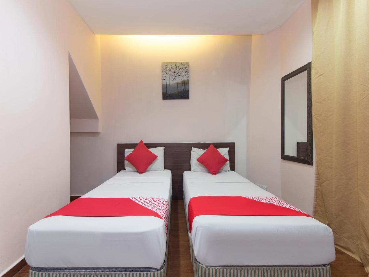 Oyo 109 V'La Park Hotel Куала-Лумпур Екстер'єр фото